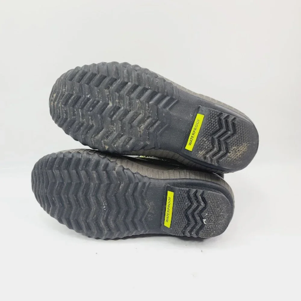 Sorel Boy's Gray Black Cheyanne NY1902-245 Lace Up Rain Duck Boots Size‎ 5